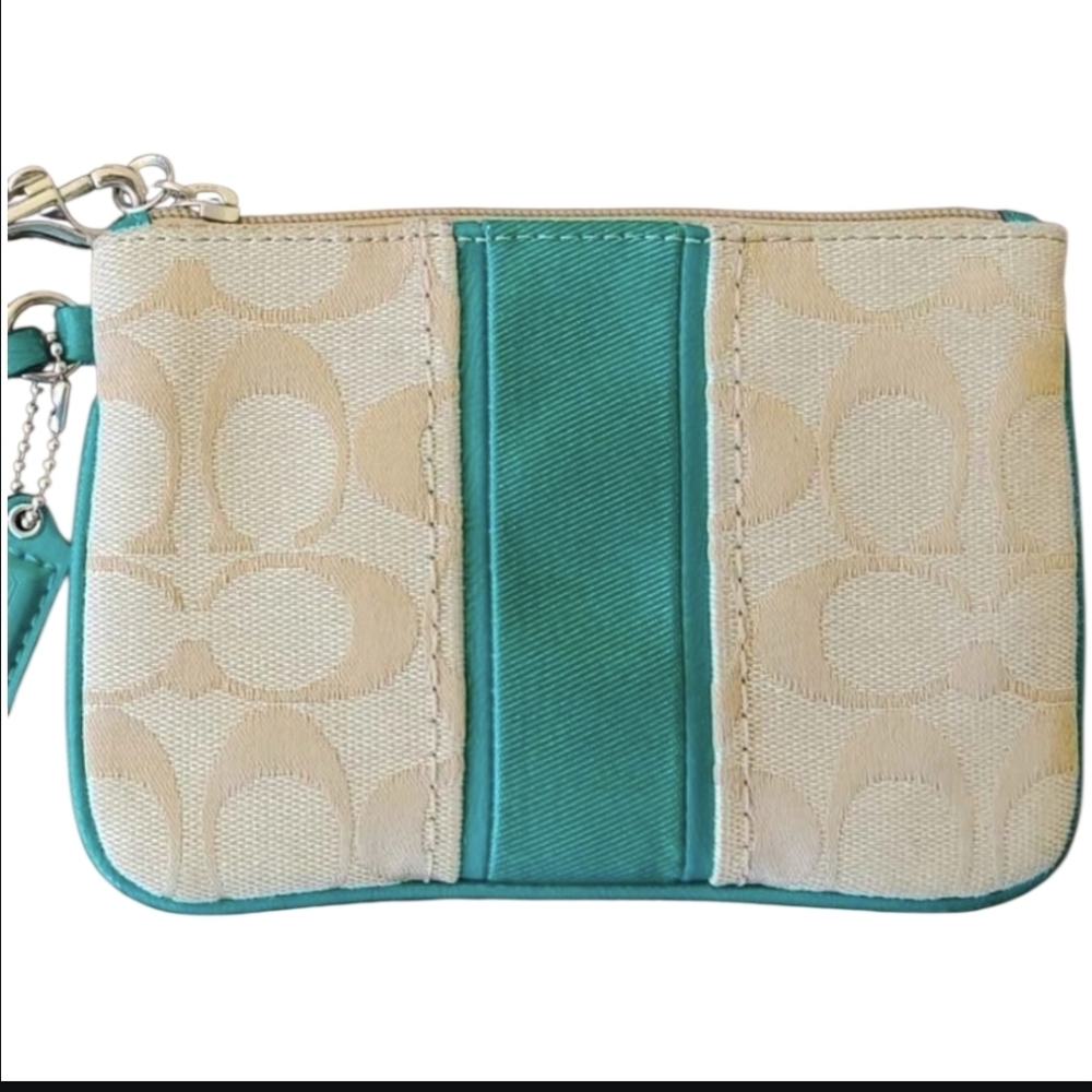 Coach Signature C Wristlet Khaki & Teal Green Patent Leather Trim - Picture 2 of 6